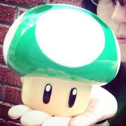 1 Up Mushroom Toothbrush Holder