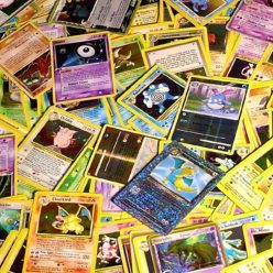 100 Random Pokemon Cards