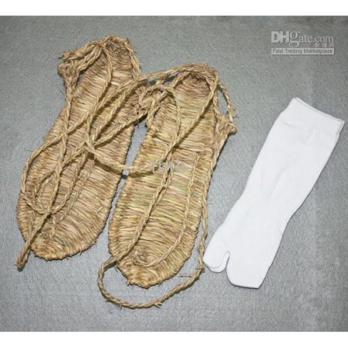 Bleach Straw Sandals