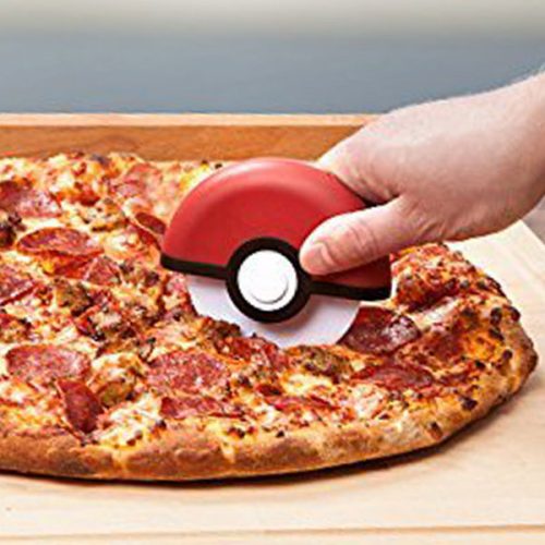 Pokemon Pokeball Pizza Cutter