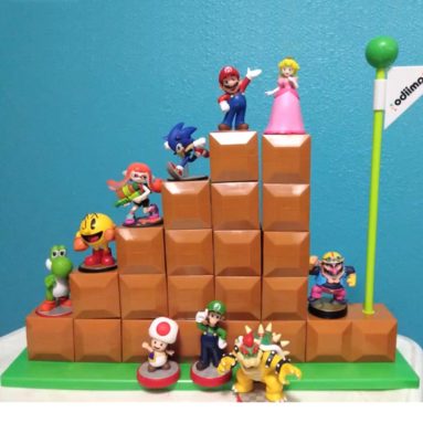 Super Mario Amiibo Display Stand