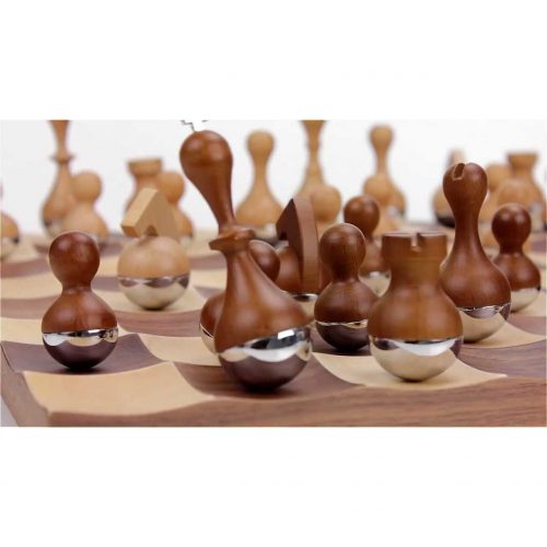 Wobble Chess Set